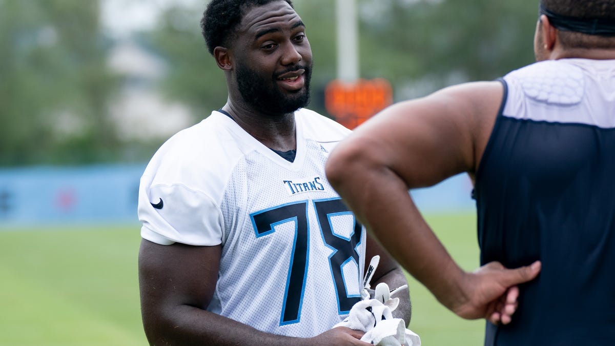 Former Ohio State offensive lineman signs with San Francisco 49ers