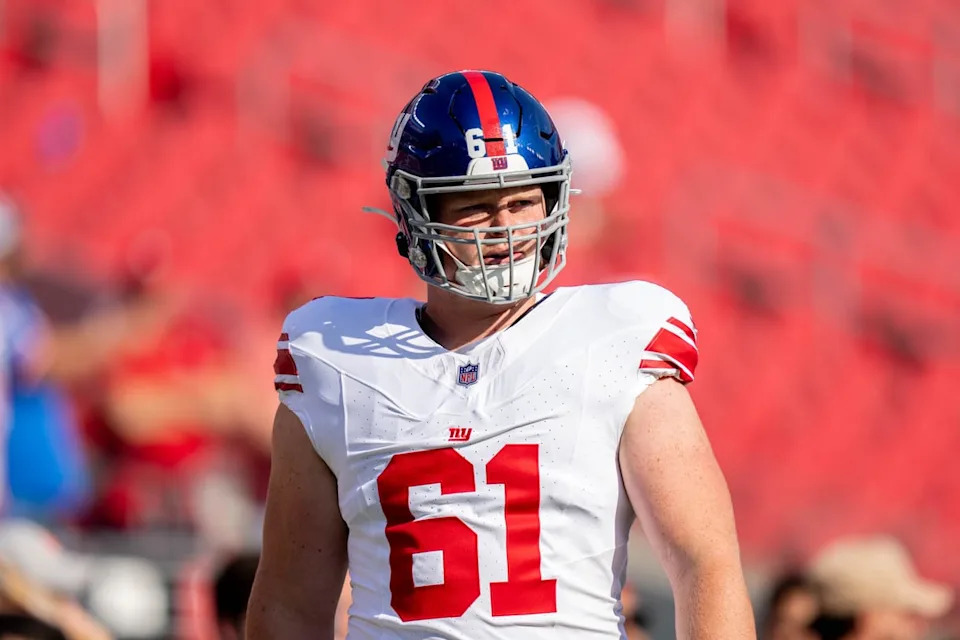 New York Giants center John Michael Schmitz Jr. (61) before the game against the San Francisco 49ers at Levi's Stadium
