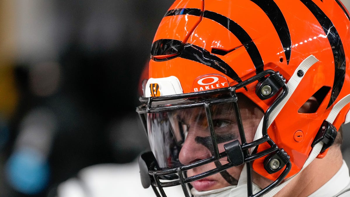 Could the Washington Commanders still trade for Trey Hendrickson?