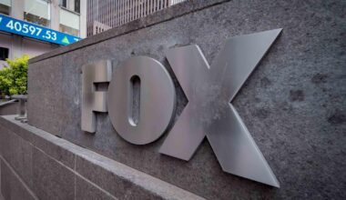 Fox Tops Estimates as Super Bowl Drives Ad Revenue Up 65%