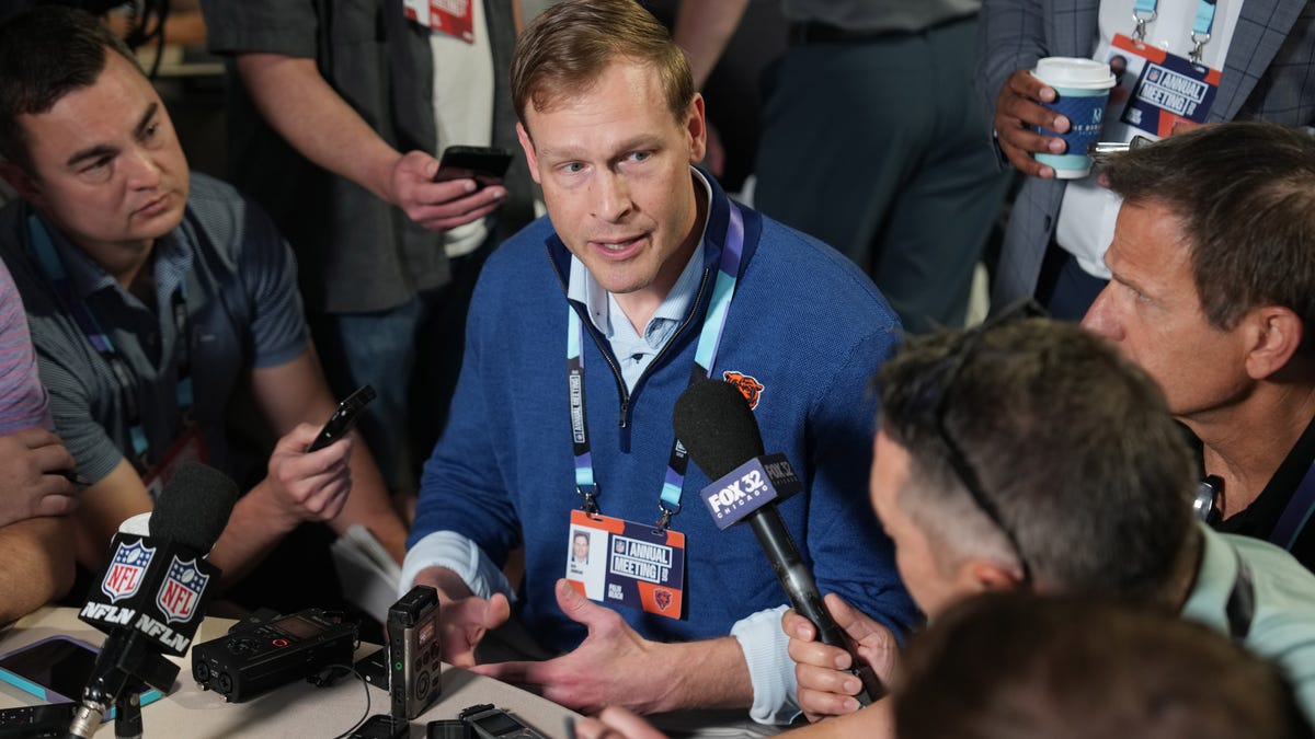 Bears coach Ben Johnson wants players to earn their roster spot