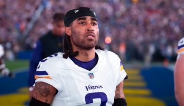 NFL insiders name the one free agent Bengals should still pursue