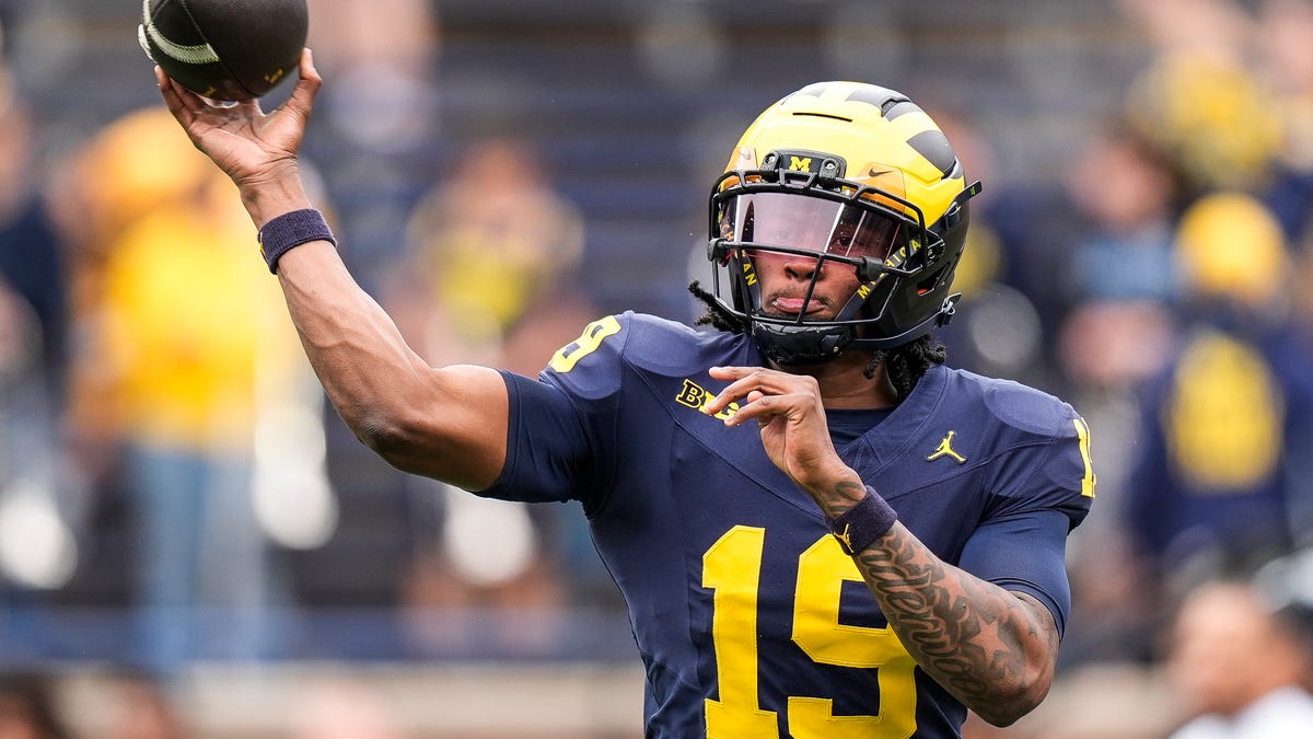 Michigan football's Bryce Underwood on cover of NCAA football video game
