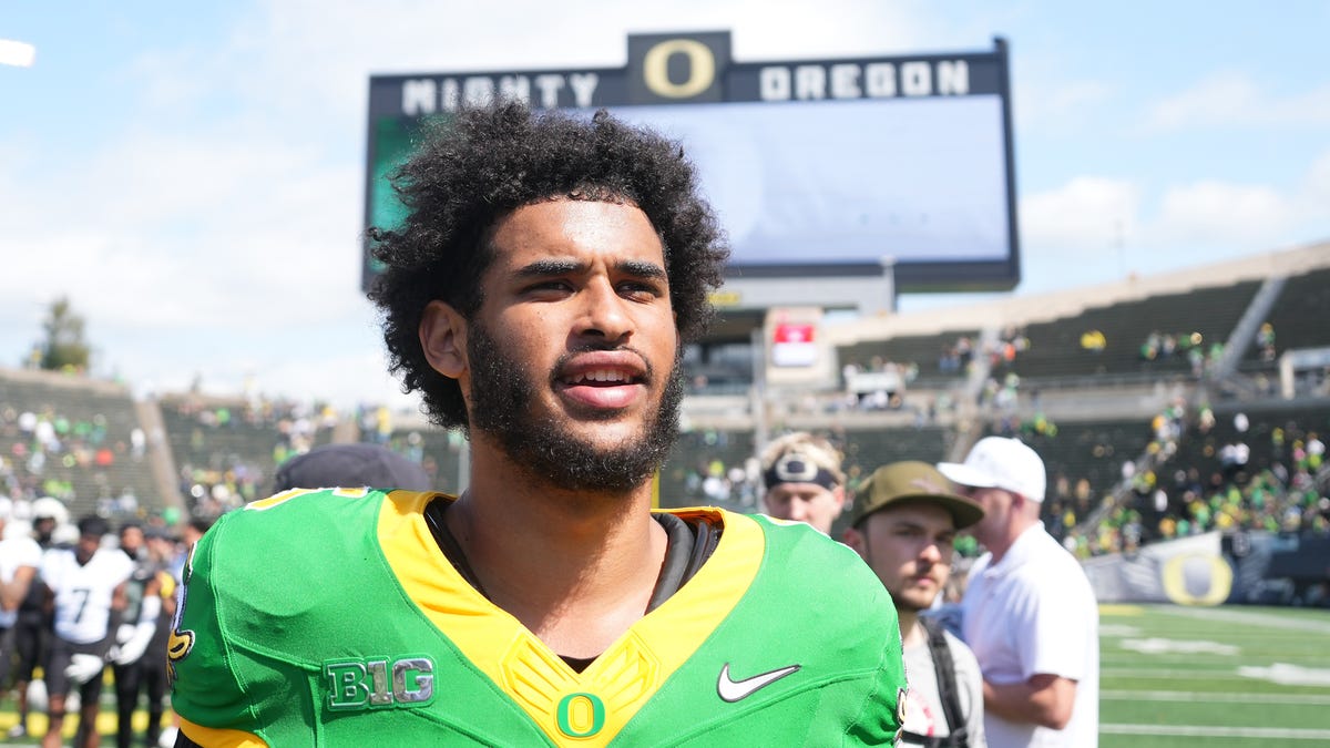 Two Ducks could rise quickly in 2026 NFL draft