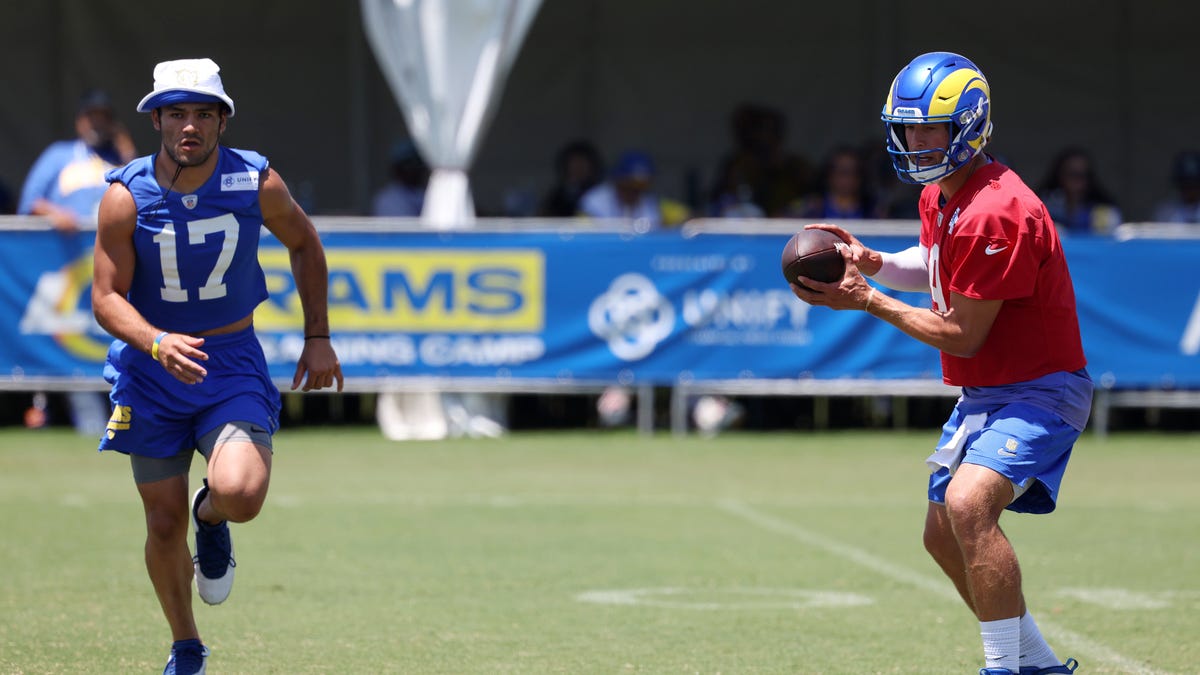 Matthew Stafford throwing to Davante Adams, Puka Nacua