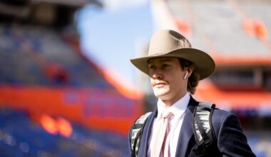 Broncos' Australian punter eager to kick a mile above sea level