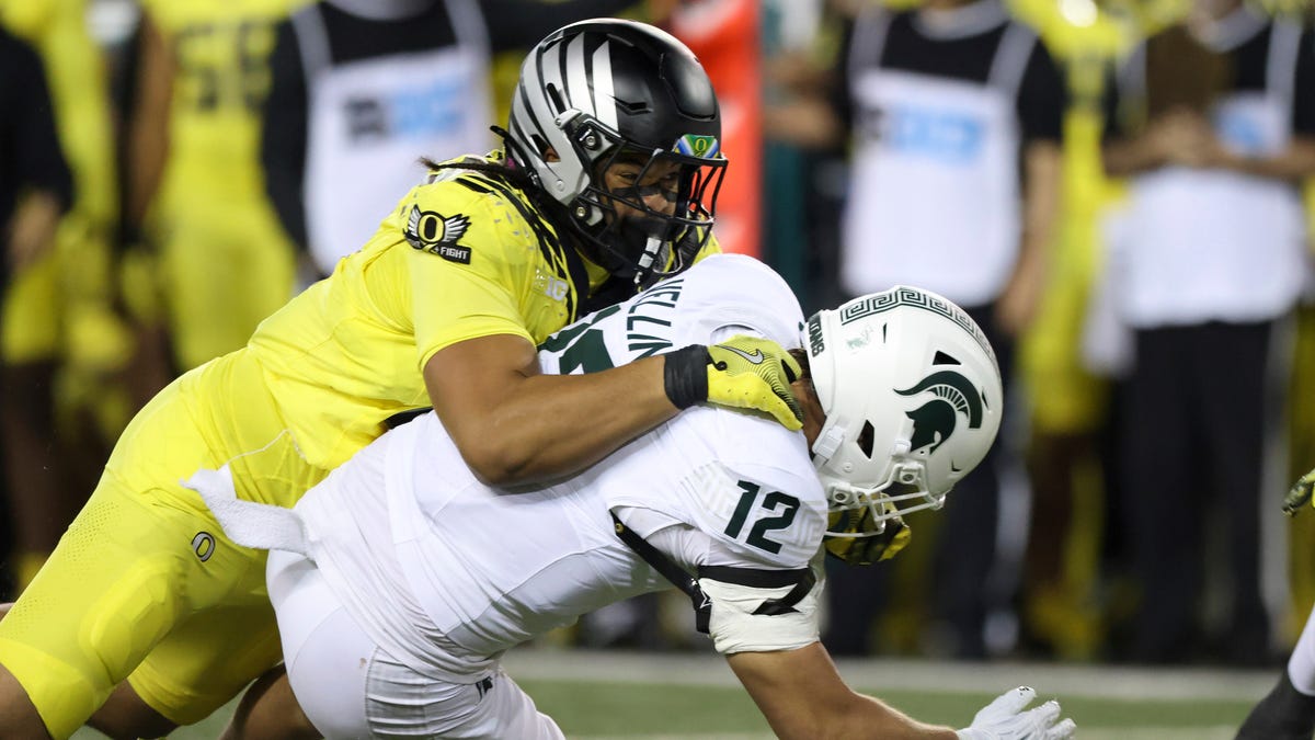 Detroit Lions take an edge rusher in these early 2026 NFL mock drafts