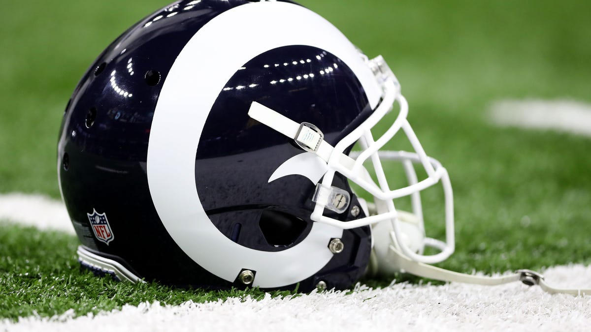 LA to get alternate helmet with 'Rivalries' set