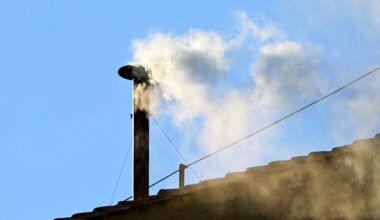 NFL used Cardinals pope joke after conclave sent up white smoke