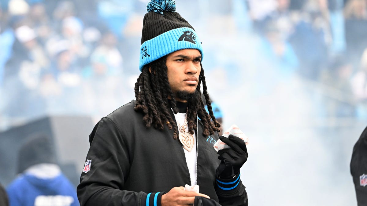 Odd misunderstanding by NFL led to Panthers' release of Kenny Dyson