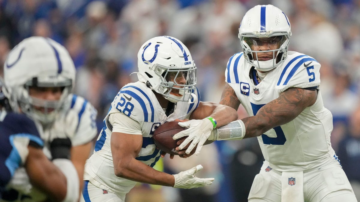 Analysts predict Indianapolis Colts' record