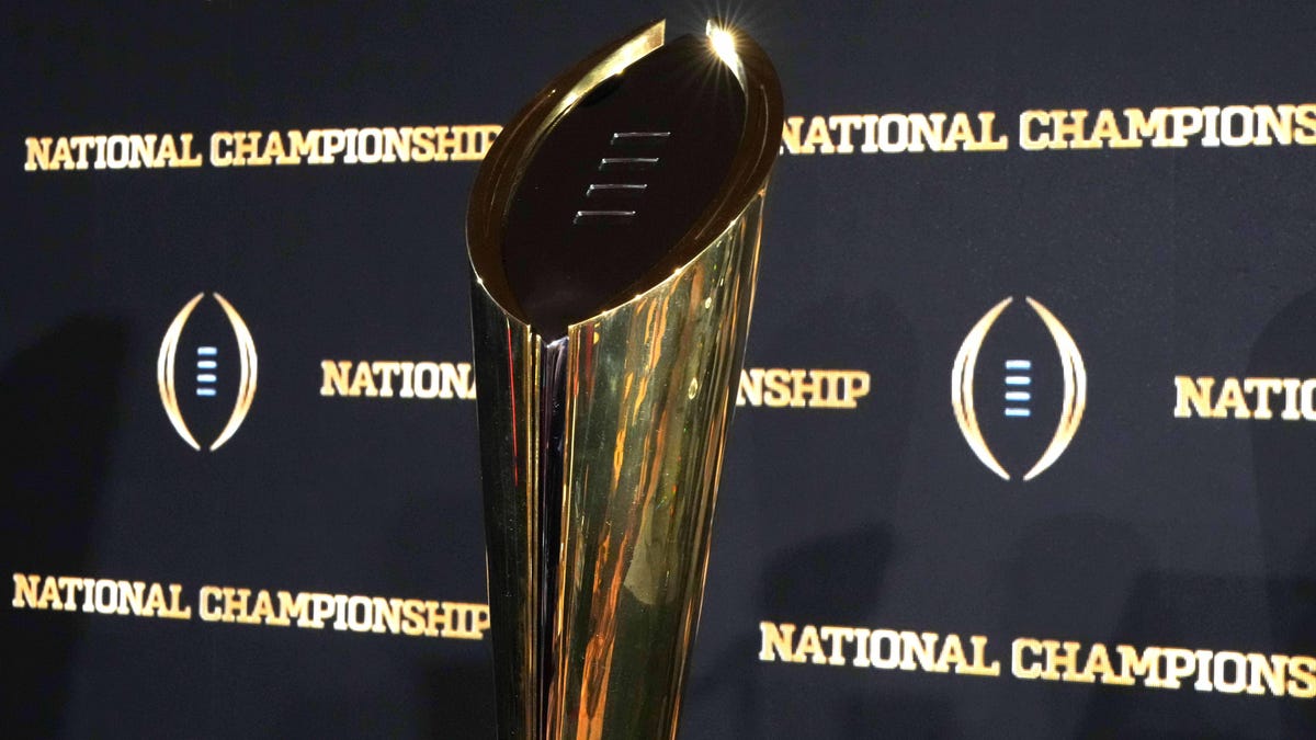 Early predictions for 2025 12-team College Football Playoff field