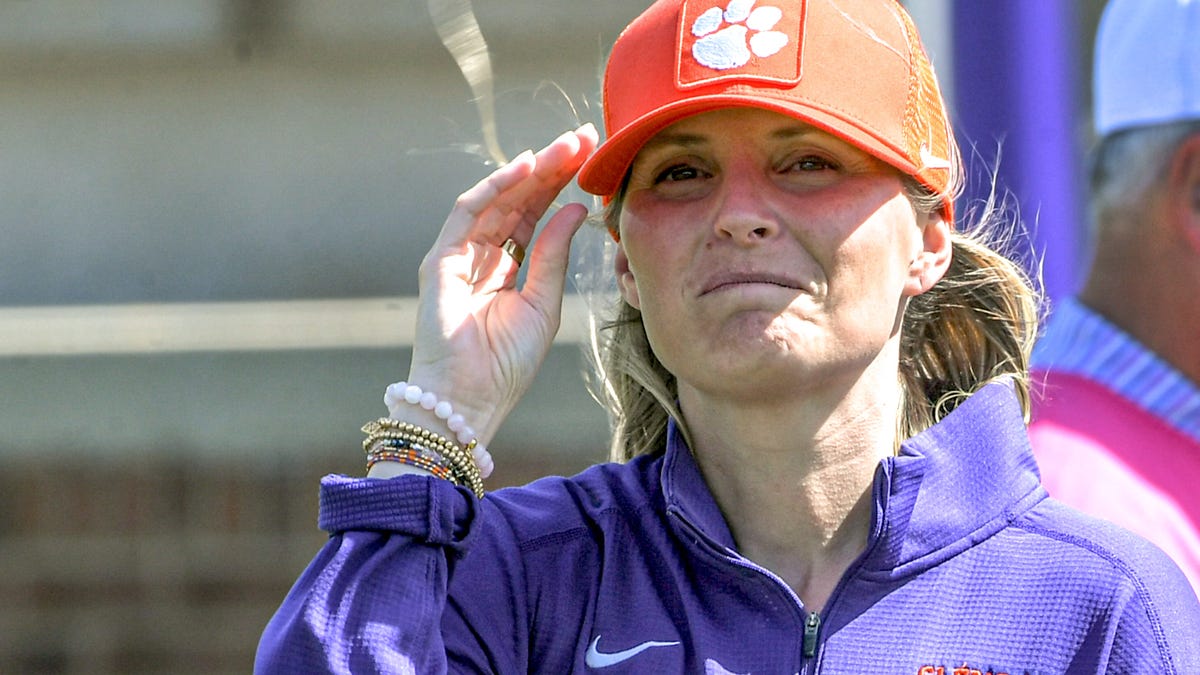 Clemson takes program's first NCAA Tournament win over Navy