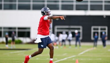 Titans' Cam Ward in uniform for the first time