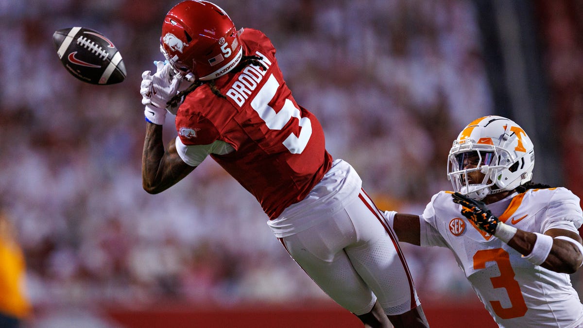 Why the Seahawks like Arkansas WR Tyrone Broden’s rare skillset
