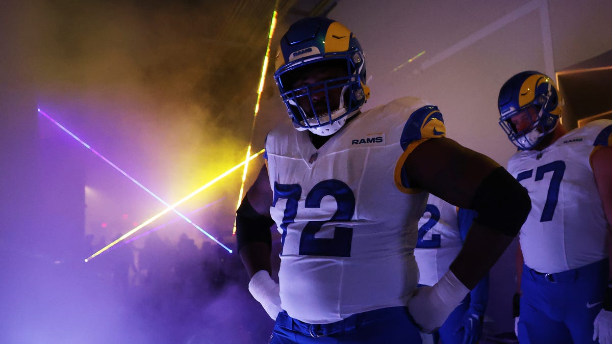 Chiefs sign veteran guard Tremayne Anchrum