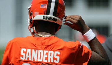 Fan 'exposing truth' of NFL Draft fall