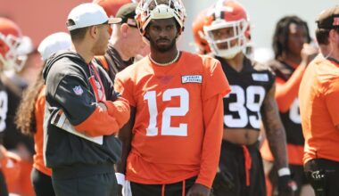 Browns, QB agree to rookie deal