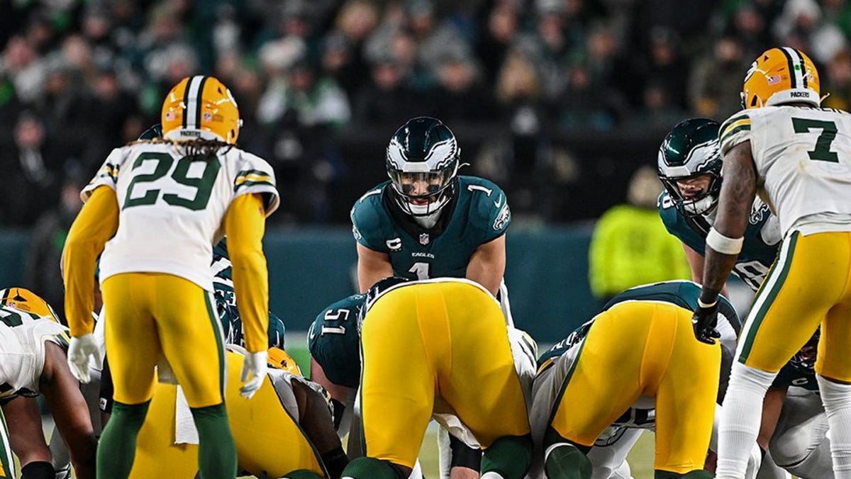 Why Lions' Dan Campbell 'a hard yes' to keeping tush push in rulebook