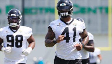 Defense with early advantage over offense