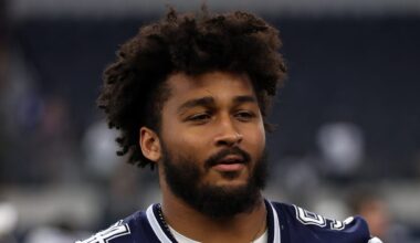 No. 94 DE Marshawn Kneeland