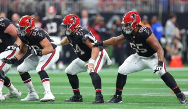 Ryan Neuzil returns to start at center