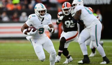 Steelers, Dolphins have discussed trade of TE Jonnu Smith