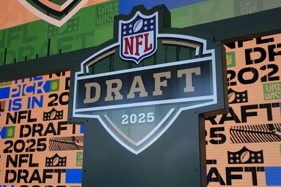 A general overall view of the 2025 NFL Draft logo on the Draft stage at Lambeau Field. Mandatory Credit.