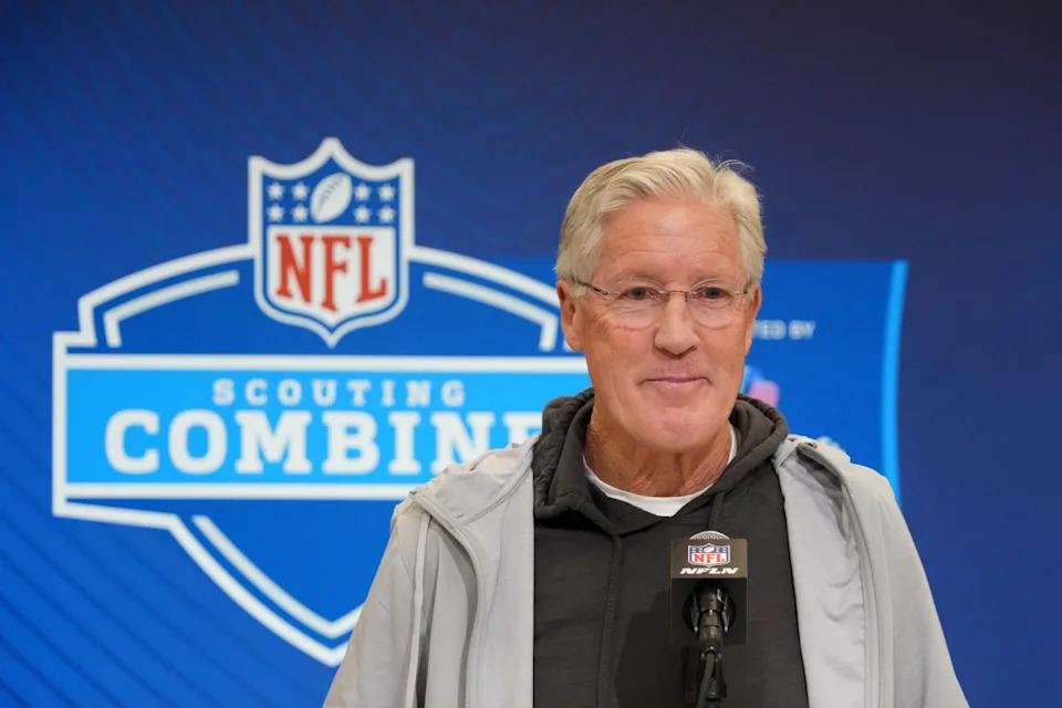 Las Vegas Raiders HC Pete Carroll.Kirby Lee-Imagn Images