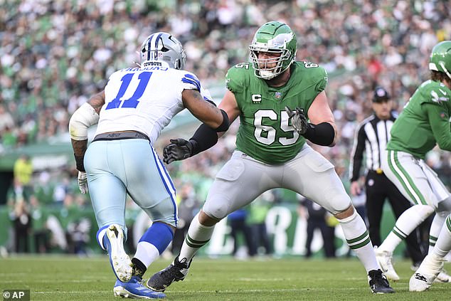 The struggling Dallas Cowboys and soaring Philadelphia Eagles are bitter NFC East rivals