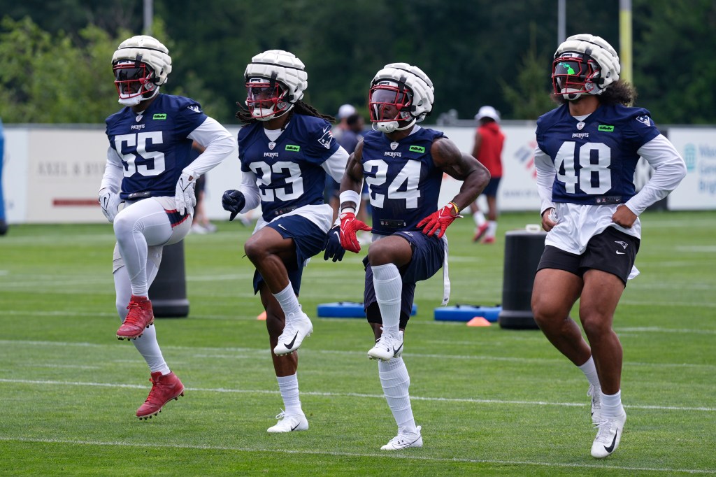 Patriots' new longest-tenured player gives update on ankle injury