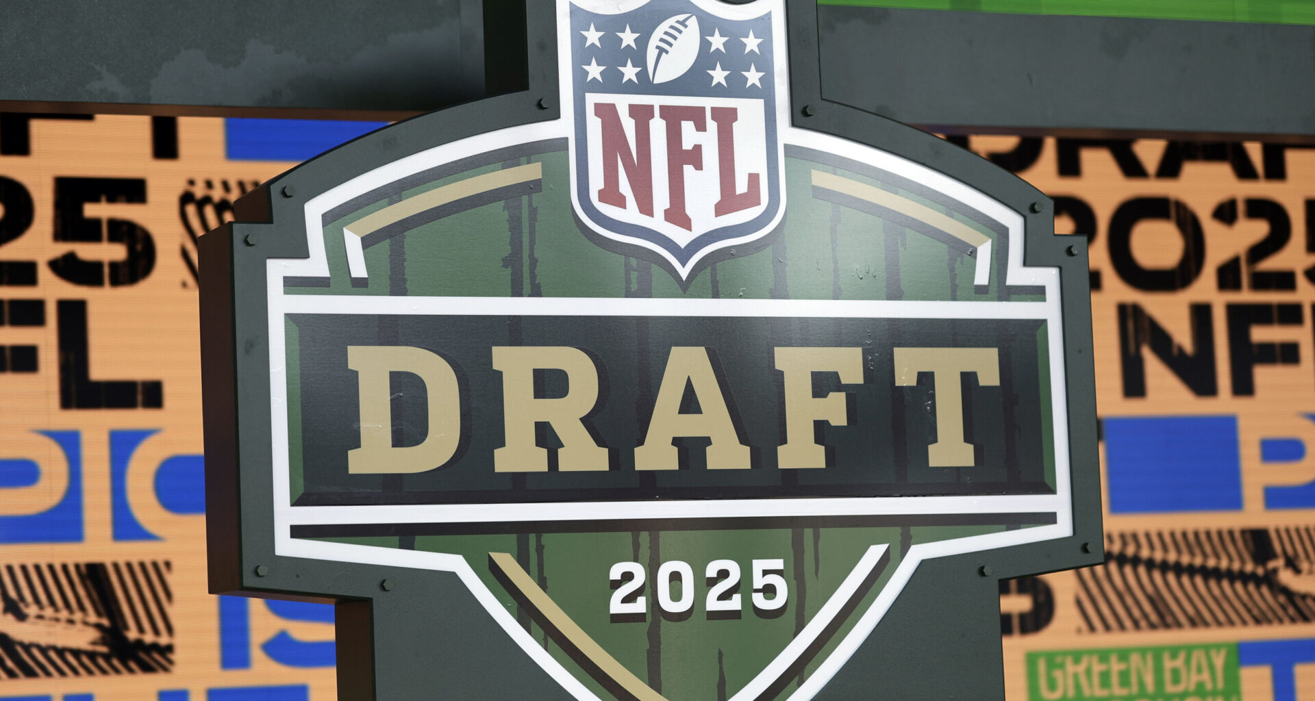 Washington to host the 2027 NFL draft on the National Mall, President Donald Trump says