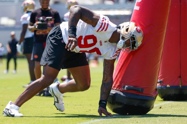 San Francisco 49ers' Mykel Williams (98) trains during a practice at Levi's Stadium in Santa Clara, Calif., on Friday, May 9, 2025. (Shae Hammond/Bay Area News Group)