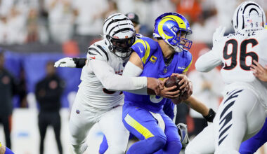 Seattle Seahawks Trey Hendrickson...