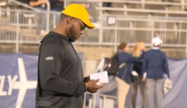 Raiders hire Brandon Hunt