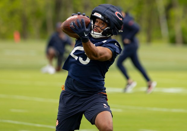 Bears running back Roschon Johnson practices Wednesday, May 28, 2025, at Halas Hall. (Brian Cassella/Chicago Tribune)