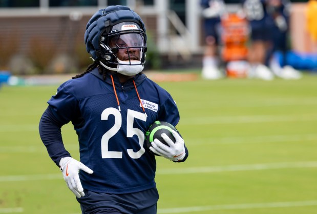 Bears running back Kyle Monangai practices Wednesday, May 28, 2025, at Halas Hall. (Brian Cassella/Chicago Tribune)