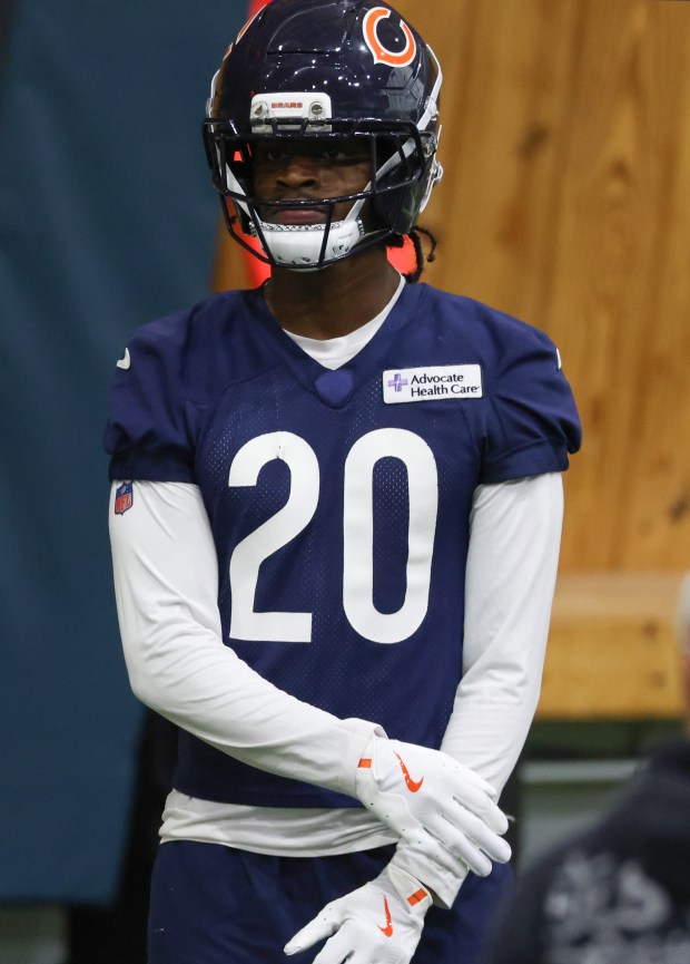 Jahdae Walker works out during the Bears organized team activities in the Walter Payton Center at Halas Hall on May 21, 2025, in Lake Forest. (John J. Kim/Chicago Tribune)