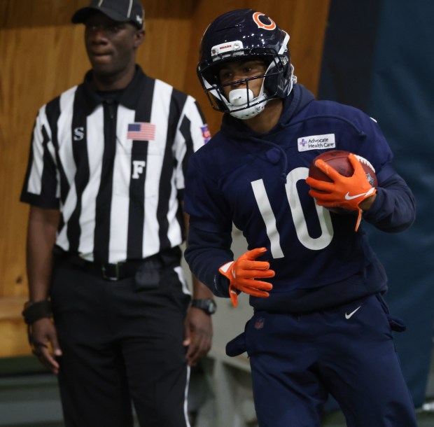 Tyler Scott (10) works out during the Bears organized team activities in the Walter Payton Center at Halas Hall on May 21, 2025, in Lake Forest. (John J. Kim/Chicago Tribune)