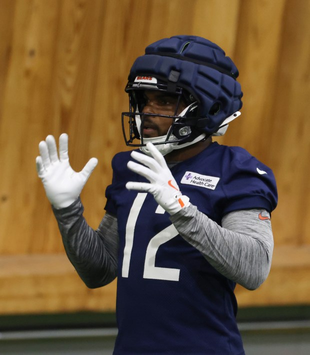 Devin Duvernay works out during the Bears organized team activities in the Walter Payton Center at Halas Hall on May 21, 2025, in Lake Forest. (John J. Kim/Chicago Tribune)