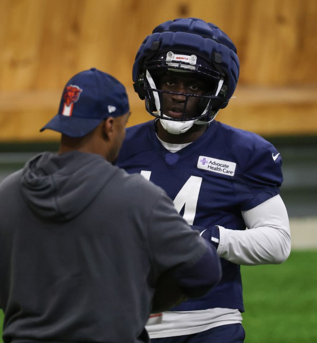 Olamide Zaccheaus works out during the Bears organized team activities in the Walter Payton Center at Halas Hall on May 21, 2025, in Lake Forest. (John J. Kim/Chicago Tribune)