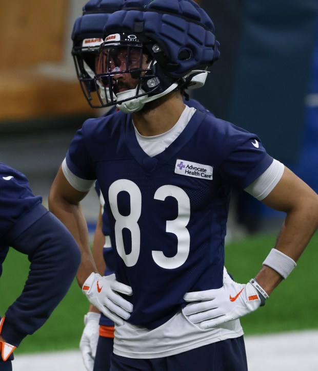 Samori Toure works out during the Bears organized team activities in the Walter Payton Center at Halas Hall on May 21, 2025, in Lake Forest. (John J. Kim/Chicago Tribune)