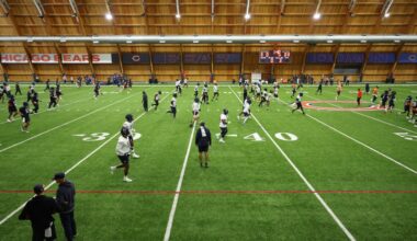 Chicago Bears to host Miami Dolphins, Buffalo Bills at Halas Hall