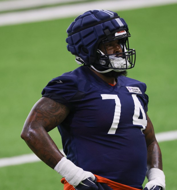 Jordan McFadden works out during the Bears organized team activities in the Walter Payton Center at Halas Hall on May 21, 2025, in Lake Forest. (John J. Kim/Chicago Tribune)