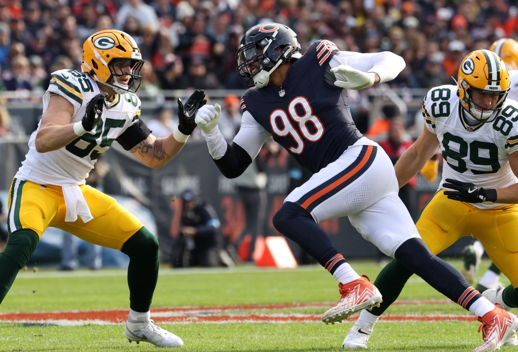 Chicago Bears vs. Green Bay Packers in Week 16