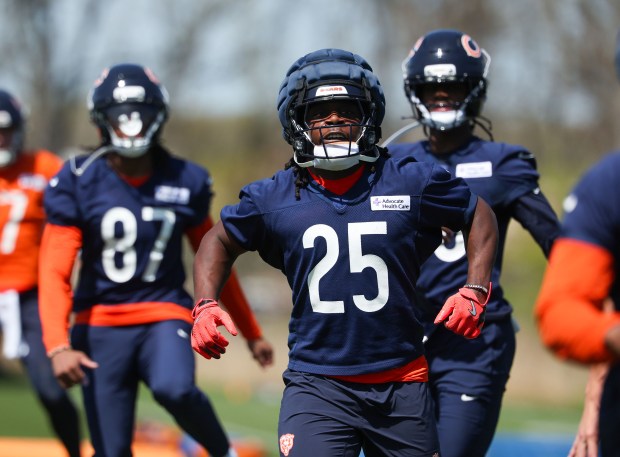Rookie running back Kyle Monangai warms up during Chicago Bears rookie camp at Halas Hall on May 9, 2025, in Lake Forest. (Stacey Wescott/Chicago Tribune)
