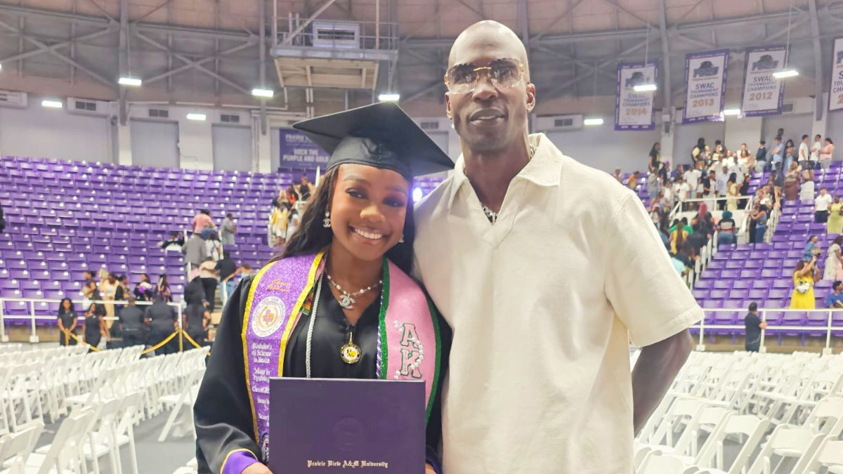 NFL legend sees daughter graduate from HBCU