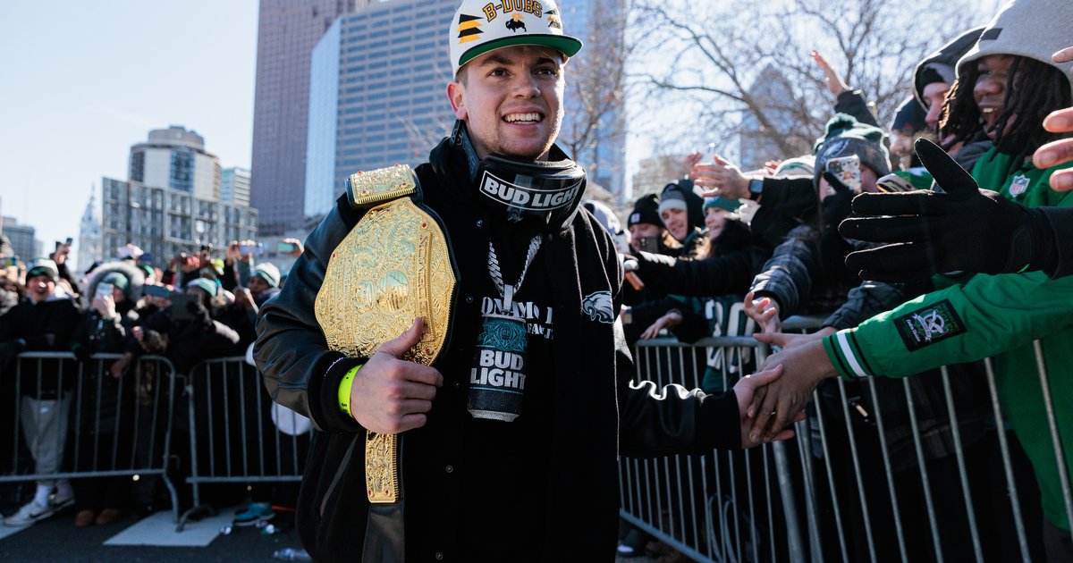 Eagles star Cooper DeJean to work drive-thru at Northeast Philly Checkers