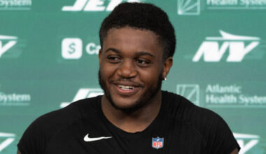 New York Jets first-round pick gives honest thoughts on new quarterback Justin Fields after Aaron Rodgers disaster