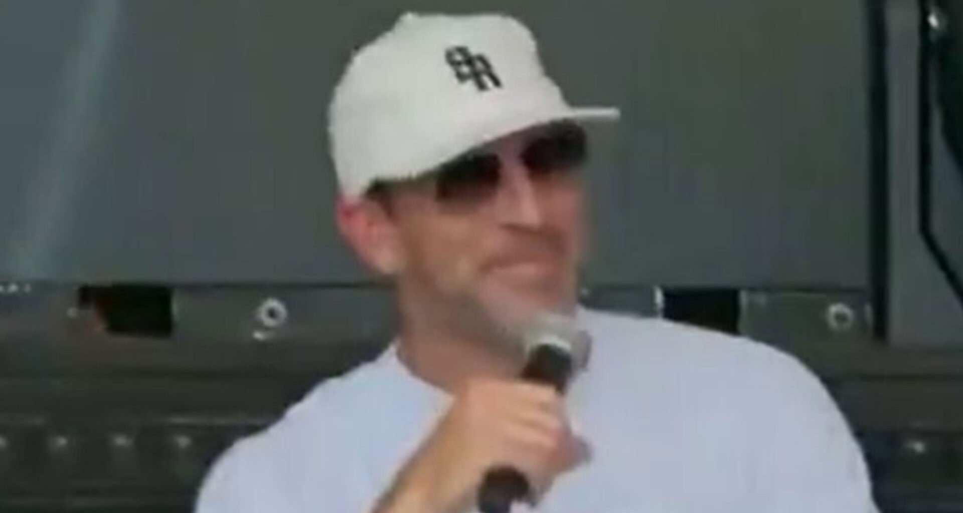 Aaron Rodgers makes official announcement over his NFL future as he confirms decision between Steelers and Saints